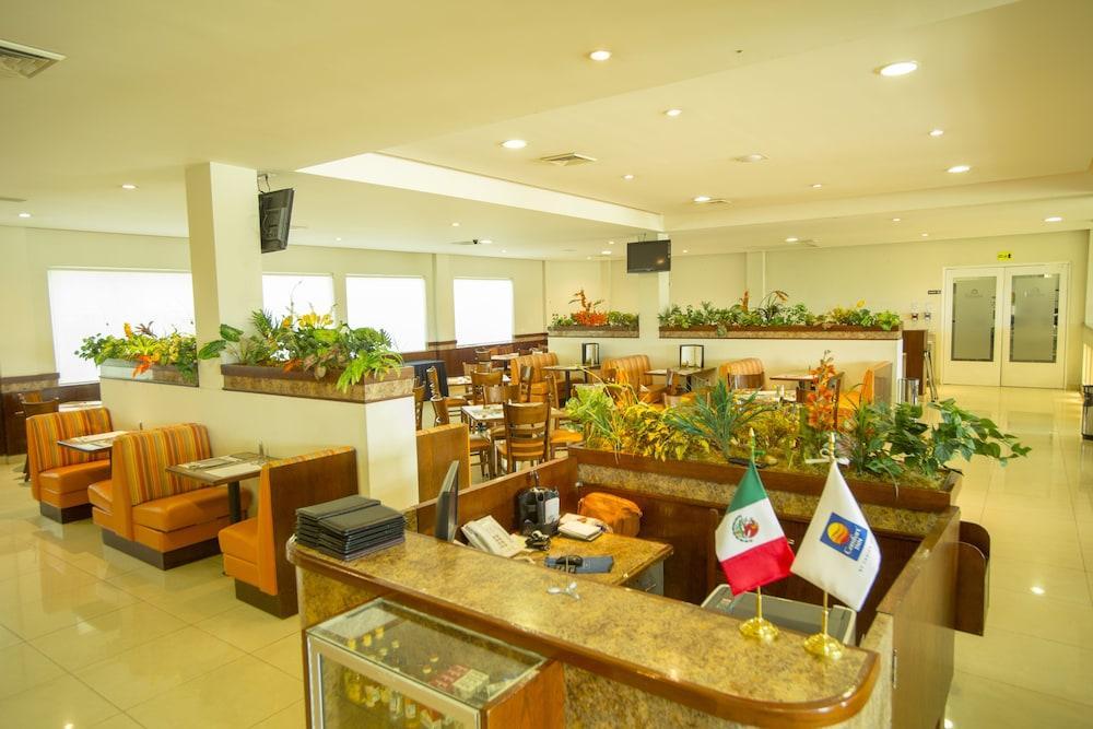 コンフォート イン モンテレイ ノルテ San Nicolás de los Garzas エクステリア 写真